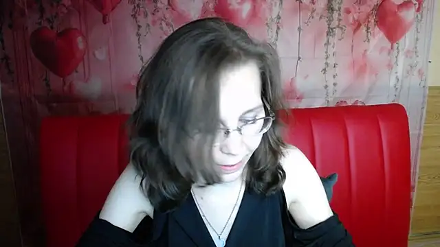 DaisyEdit Adlı Modelin Canlı XXX Sohbeti