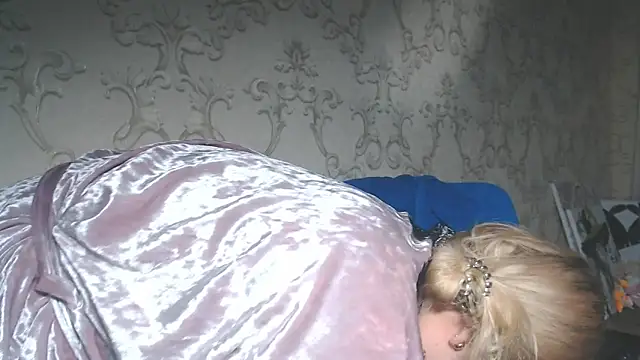 دردشة DolphinDreams الجنسية المباشرة