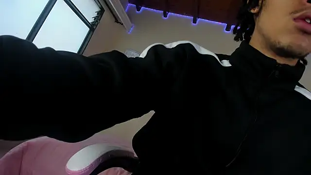 smith_66jr's Webcam Show