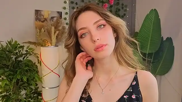 Živý XXX chat BrianneMallory