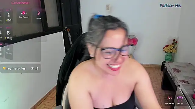 دردشة smile_sweetpao الجنسية المباشرة