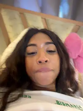 Živý XXX chat bella__honey