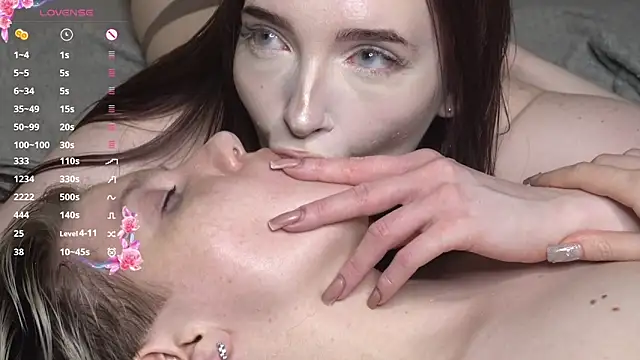 XXX chat uživo modela MaeEversley