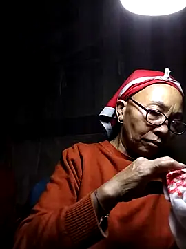 Pokazy przed kamerką – -Xuka-200