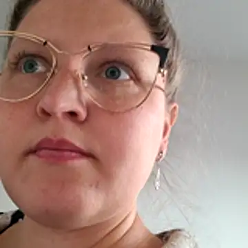 دردشة IamYourNarcotic الجنسية المباشرة