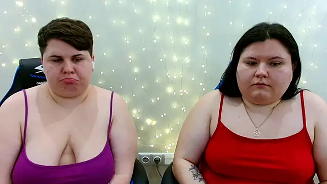 BeckyAndHellenのライブXXXチャット