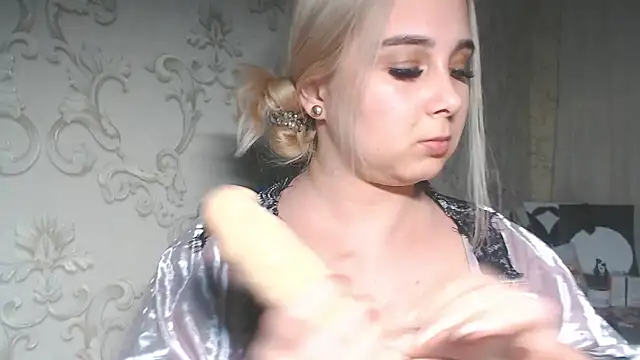 DolphinDreams élő XXX-chatje