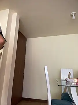 Katy_RoseXのライブXXXチャット