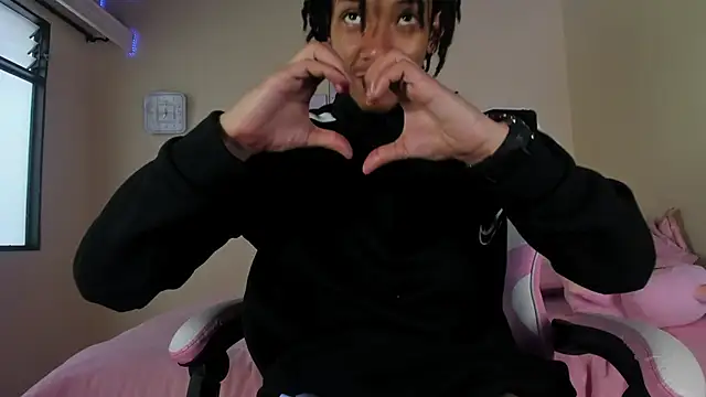 smith_66jr's Live XXX Chat