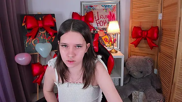 MollysMiawkoのライブXXXチャット