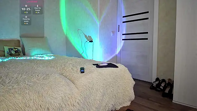 Roseaa élő XXX-chatje