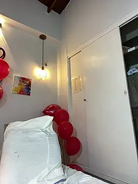 Karlaliones69 élő XXX-chatje