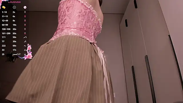 EmelySwickheimer élő XXX-chatje