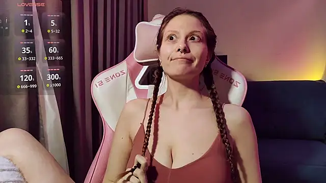 Chat XXX ao vivo de Charly_Fox