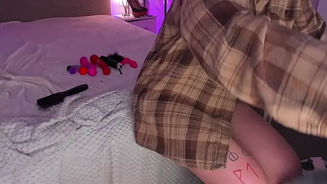 LunaHeadley 现场XXX聊天