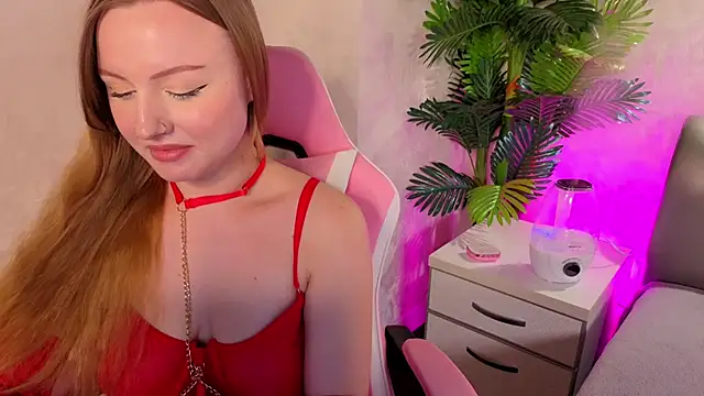 BeatriceNude 现场XXX聊天