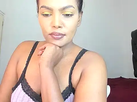 IndianSeducer6969 现场XXX聊天