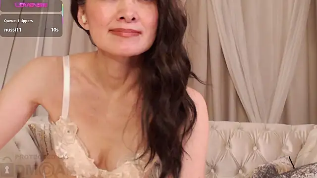 دردشة Ms_E الجنسية المباشرة