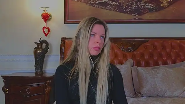 دردشة Real_Tini الجنسية المباشرة