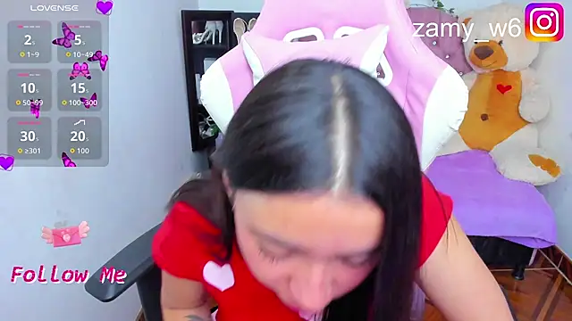 XXX chat uživo modela Karla__cute