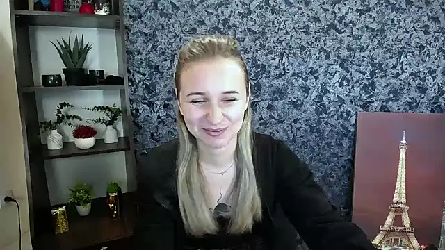 _Nicole_new: онлайн-секс-чат