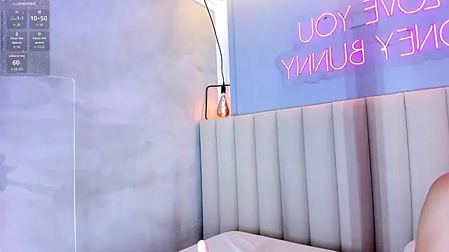 cherry_monroe: онлайн-секс-чат