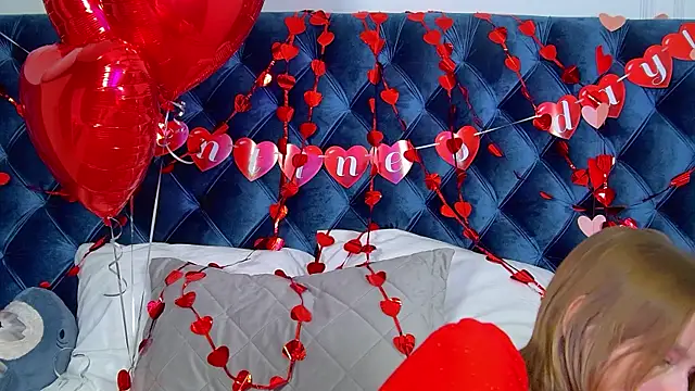 LiliLinn: απευθείας συνομιλία ΧΧΧ