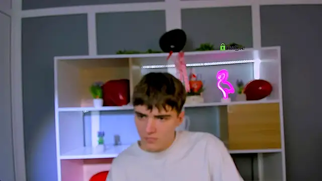 emil_lucky Webcamshow