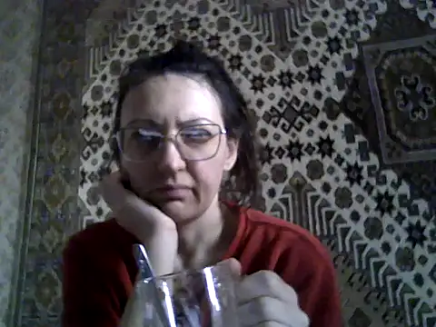 دردشة FayInessaKiss الجنسية المباشرة