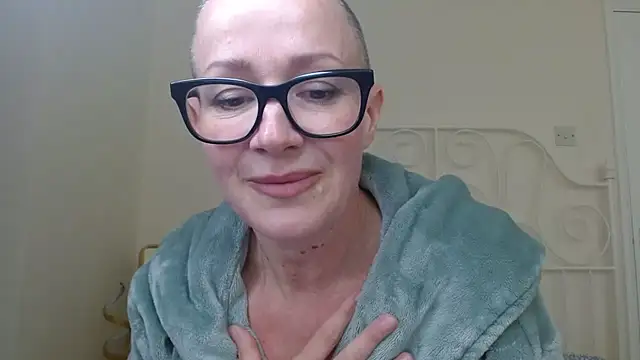 Chatroom XXX en direct de ELEGANT-ARIA36