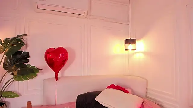 Dafne_Hillss: απευθείας συνομιλία ΧΧΧ