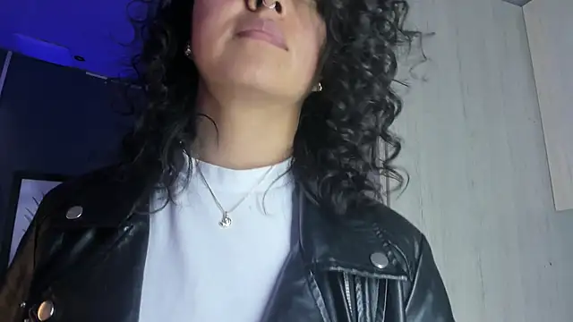 Chat +18 de Amareto_ ao vivo