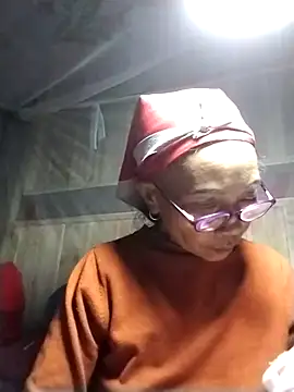 -Xuka-200 即時 XXX 聊天