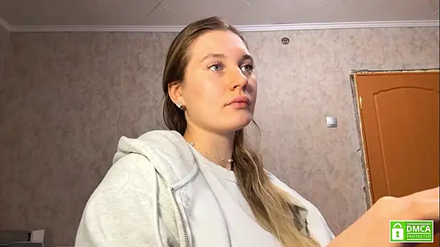 Jolievic 现场XXX聊天