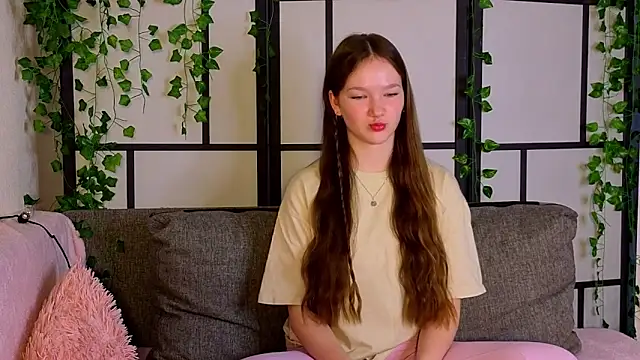 MelvinaEbner Chat XXX in diretta