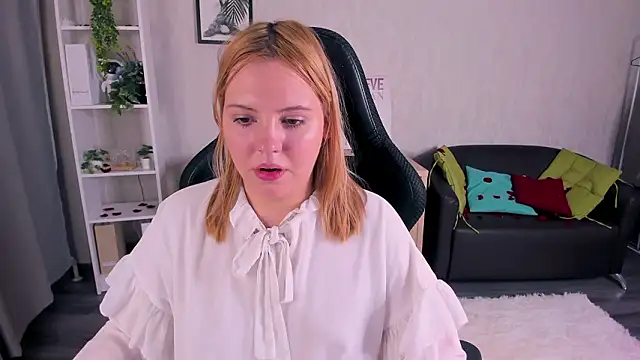 Stacy_Luv Chat XXX in diretta