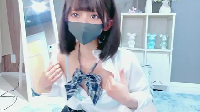 Kiki-jpn Adlı Modelin Canlı XXX Sohbeti