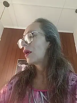 laurasofia45 – webcam-show