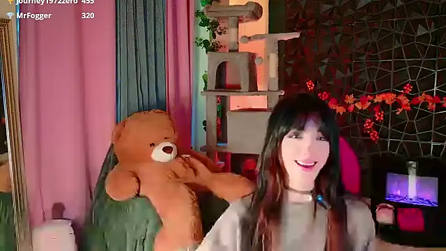 Ari-Nana live XXX chat