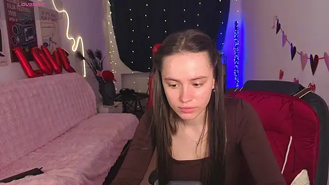 Živý XXX chat Emillias