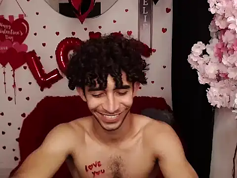 Caius_fox 即時 XXX 聊天