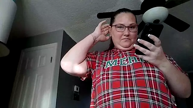 SexyNikki6969 即時 XXX 聊天