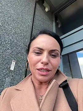 KimKelly13 Adlı Modelin Canlı XXX Sohbeti