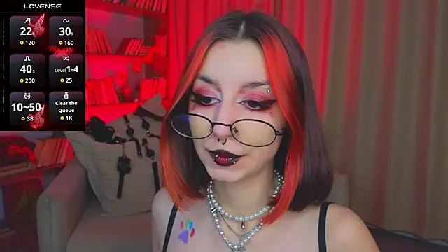 Chatroom XXX en direct de Mistress__Marcelline