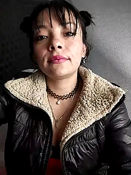 _Valentina_Squirt_ Adlı Modelin Web Kamerası Şovu