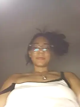 SOL_BITTTCH webcam show