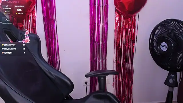 Chatroom XXX en direct de malak_nanyy