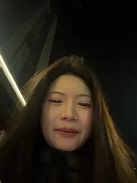 niannian6373 网络视讯表演