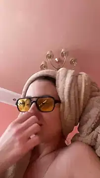 Flossy_Vettien Live XXX chat