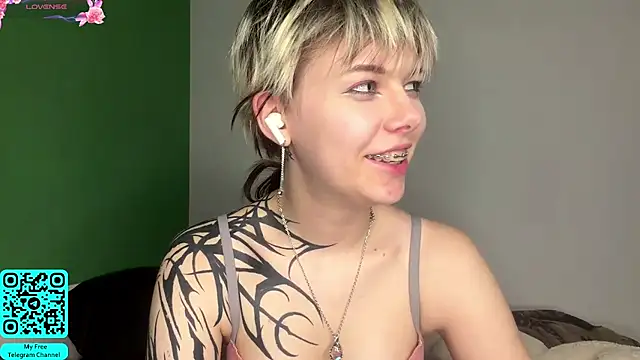 EngelAlmanのライブXXXチャット